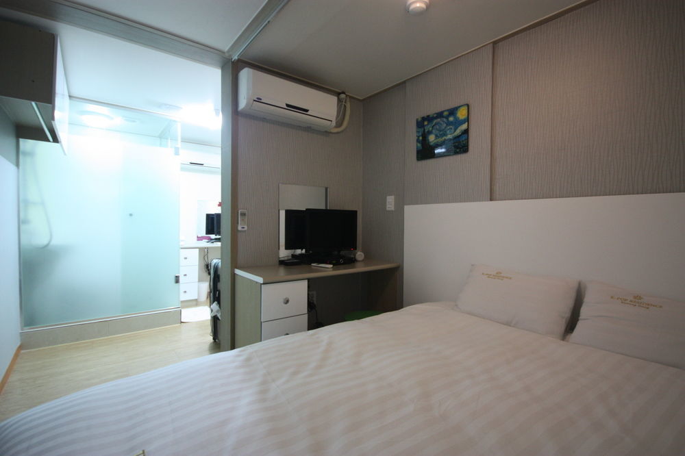 K-Pop Residence Myeongdong 1 Seoul Exterior photo